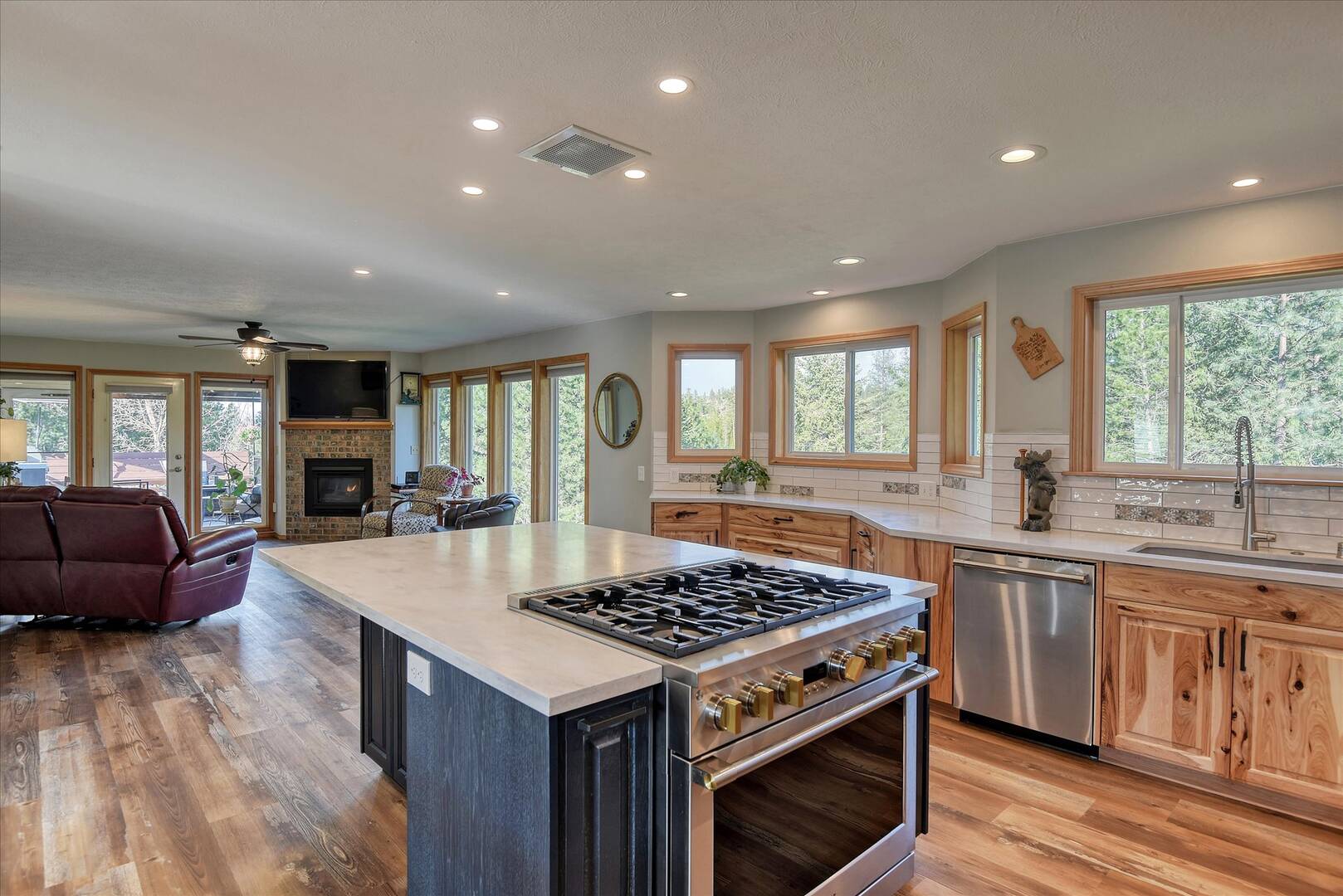 21806 N Monroe Rd Spokane, WA 99208