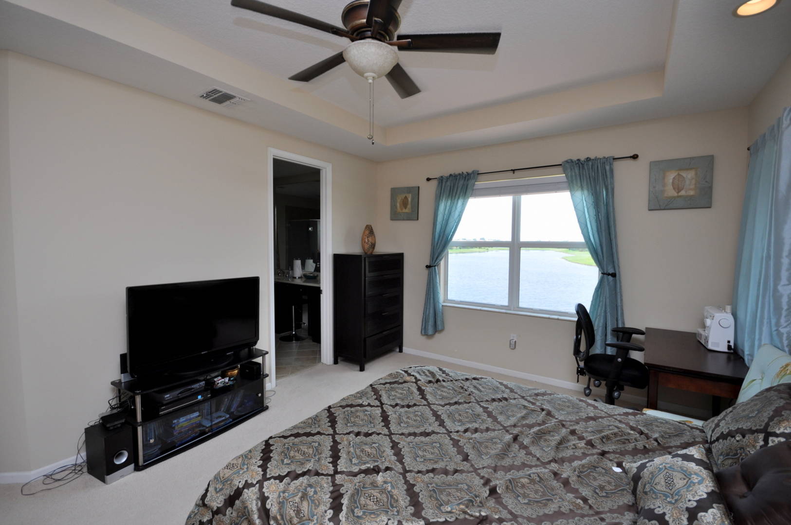 2402 Bellarosa West Palm Beach, FL 33411