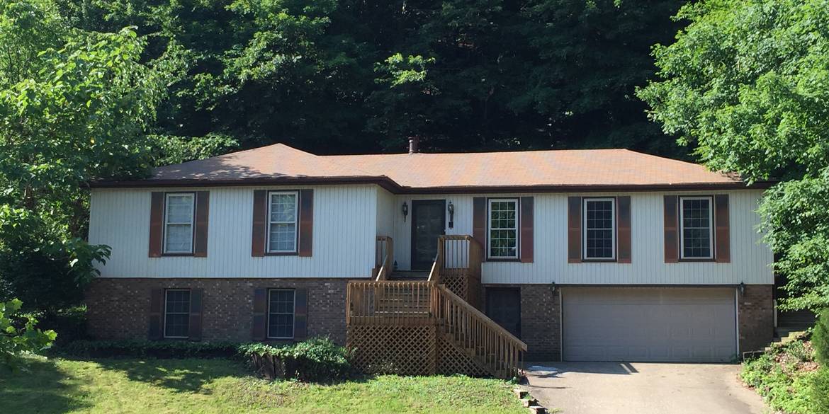 Brivity 1011 Wildwood Ln New Albany, IN 47150