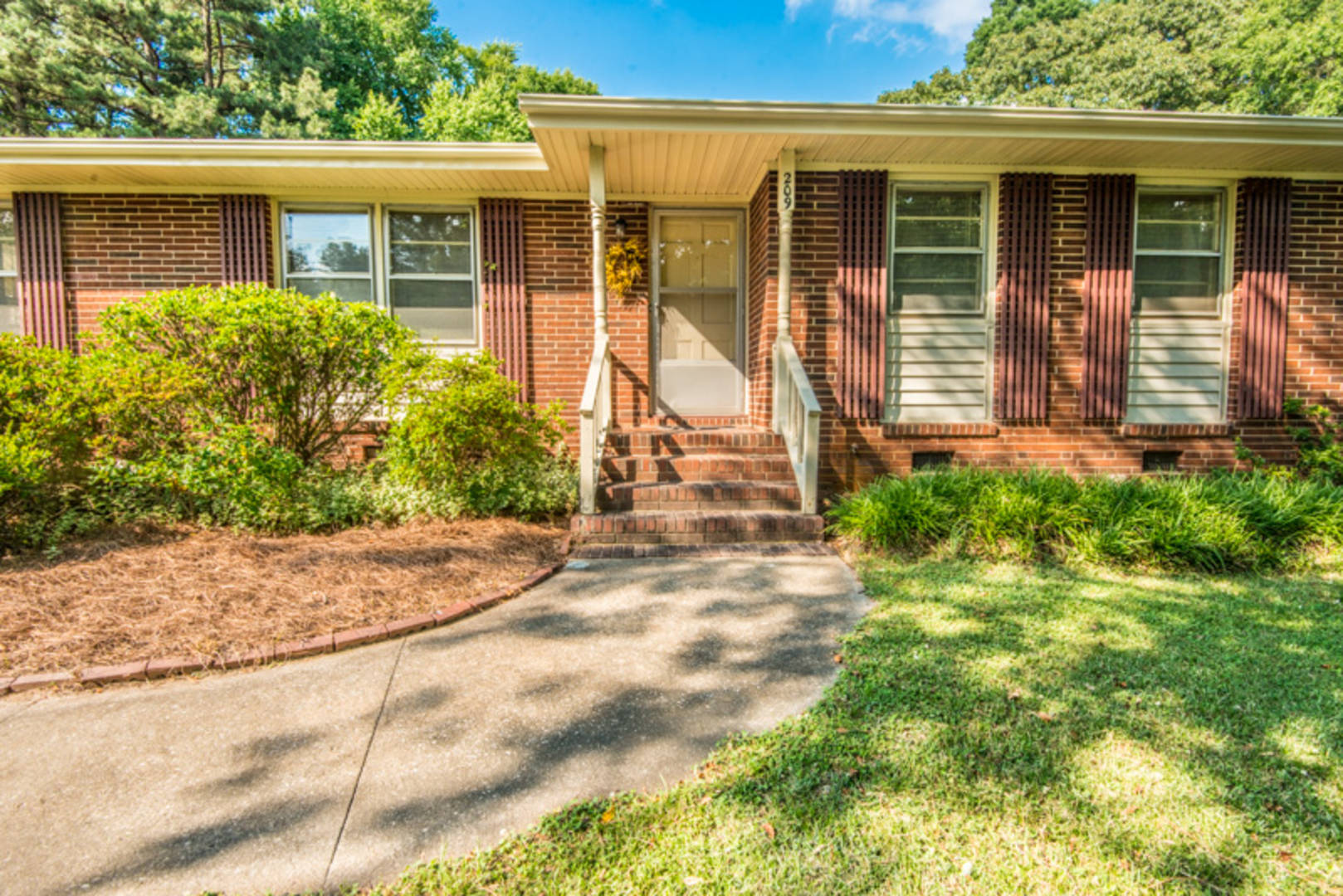 Brivity 209 SE Maynard Road Cary, NC 27511 Virtual Tour