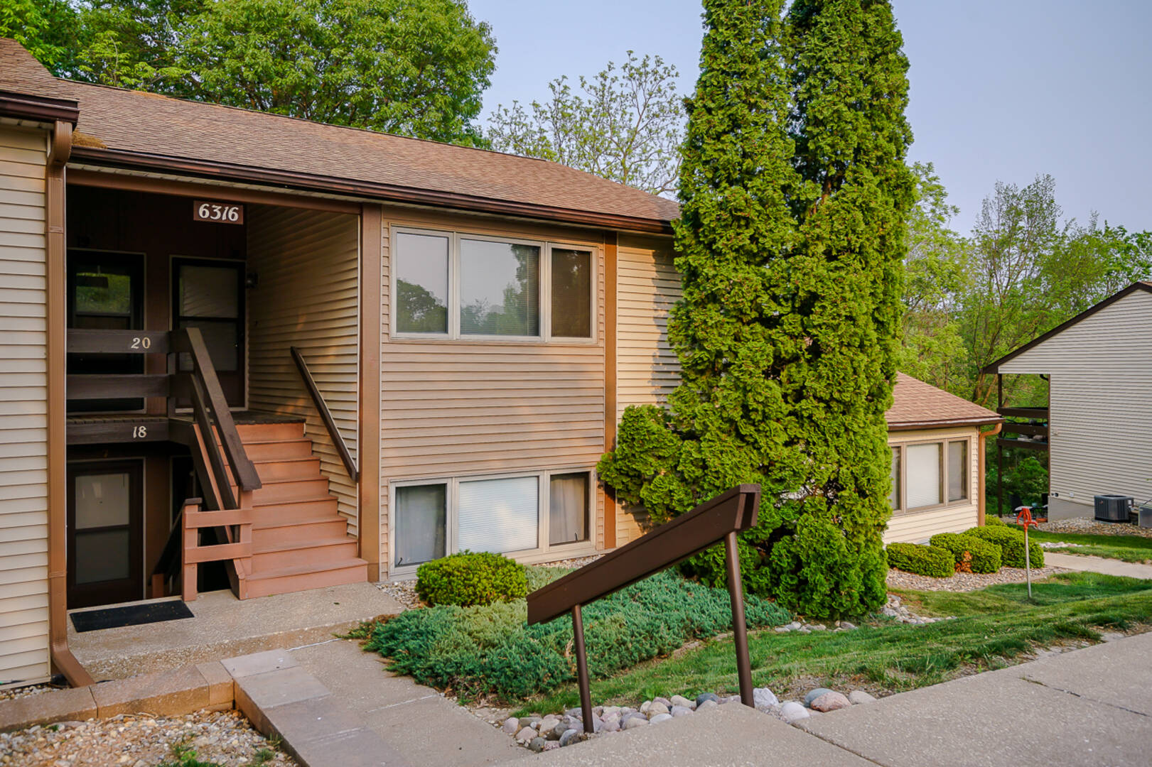 6316 N Allen Rd Unit #17 Peoria, IL 61614