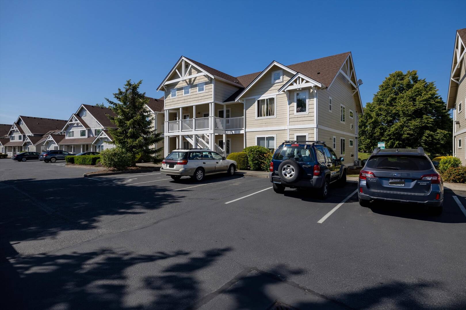 236 W Maberry Dr #203 Lynden, WA 98264