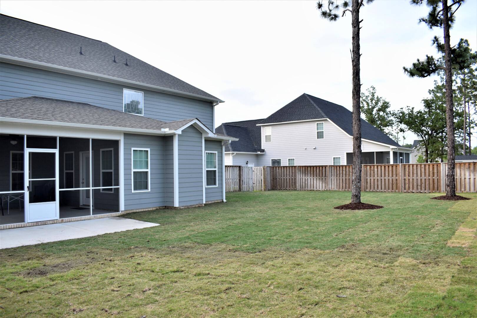 2937 Cragburn Pl  Fayetteville, NC 28306