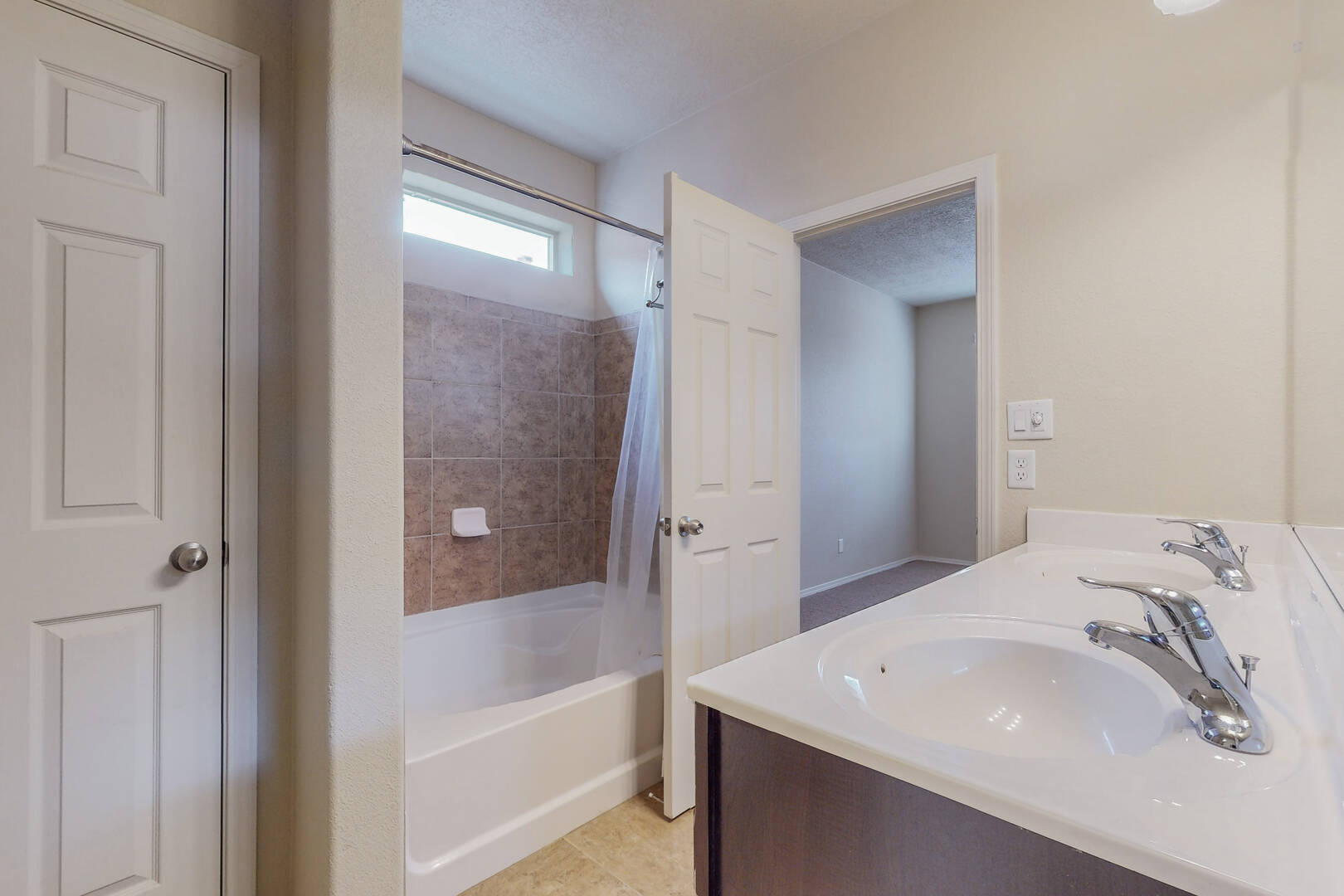 11616 Thistledown Road Southeast Albuquerque, NM 87123