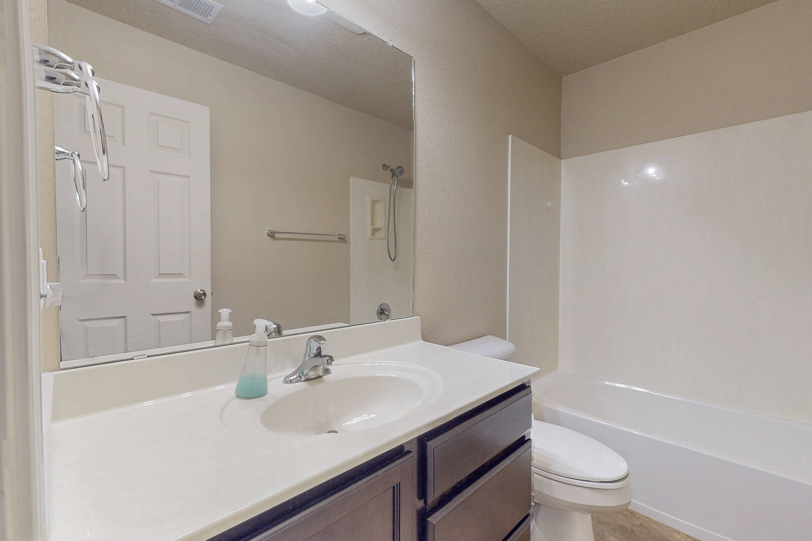 11616 Thistledown Road Southeast Albuquerque, NM 87123