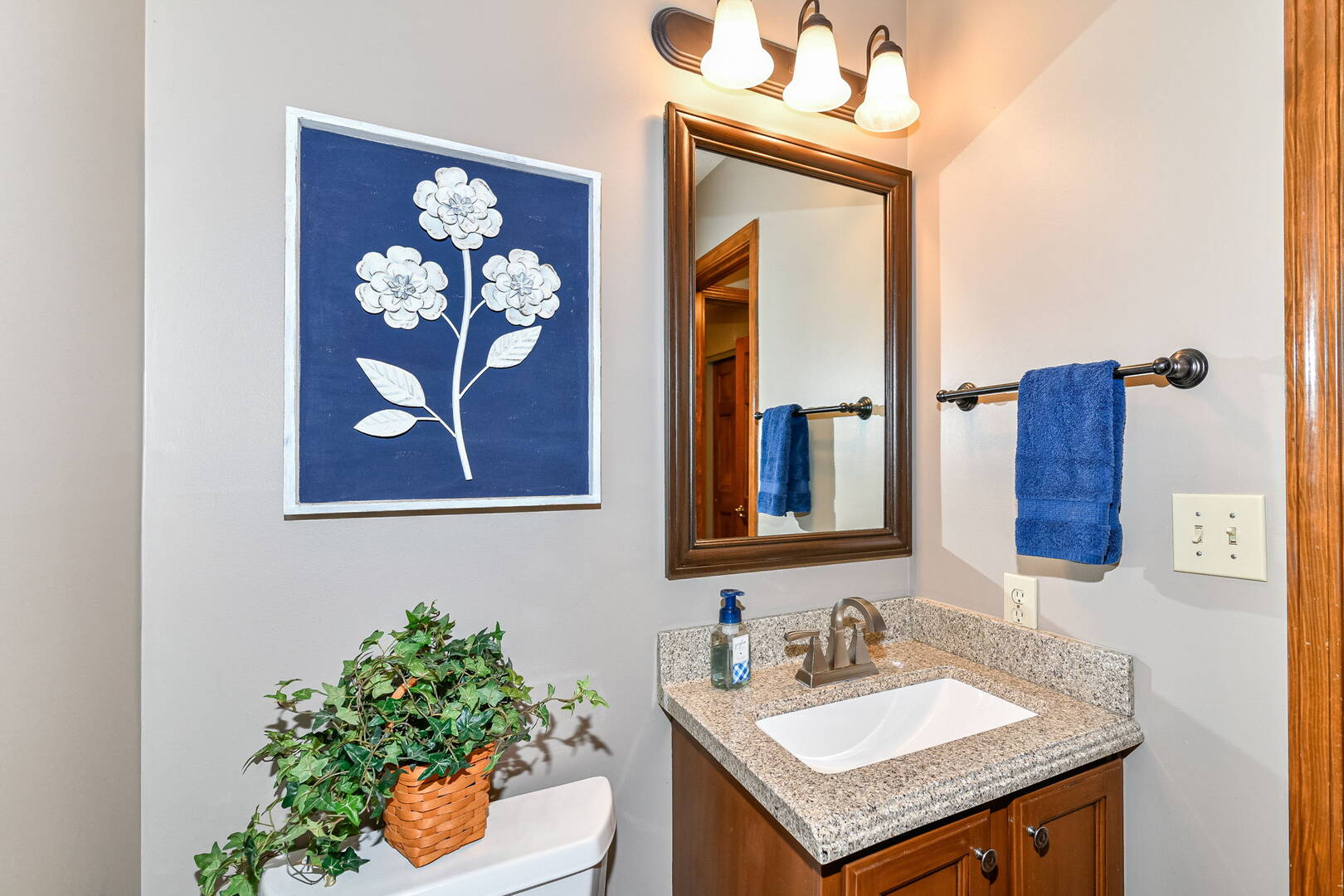 13461 Versailles Dr Carmel, IN 46032