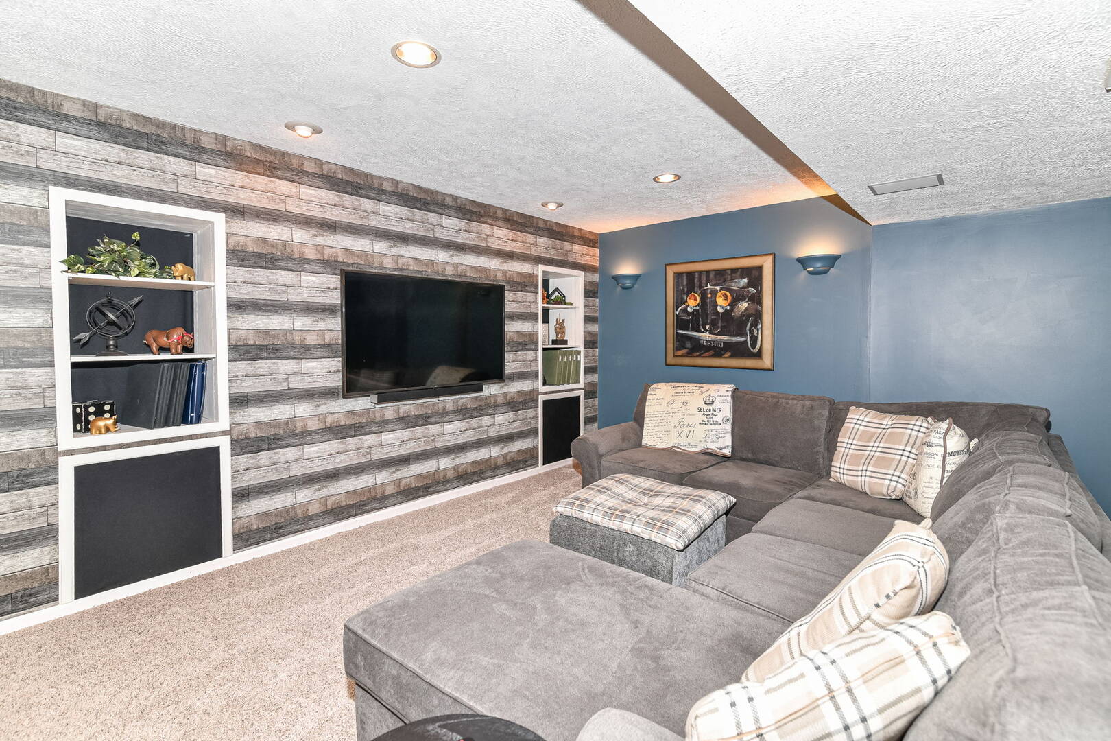 13461 Versailles Dr Carmel, IN 46032