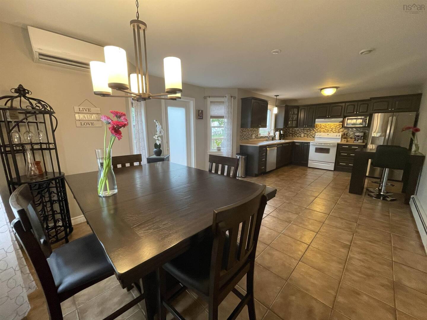 5 Lochiel Cir Westphal, NS B2W6H1