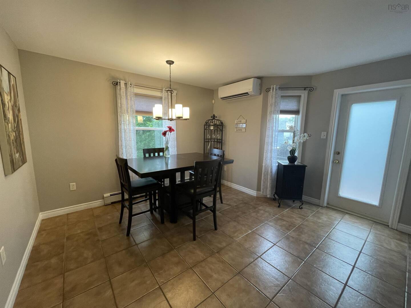 5 Lochiel Cir Westphal, NS B2W6H1