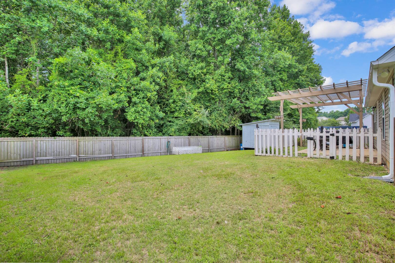 234 Cape Fear Rd Raeford, NC 28376