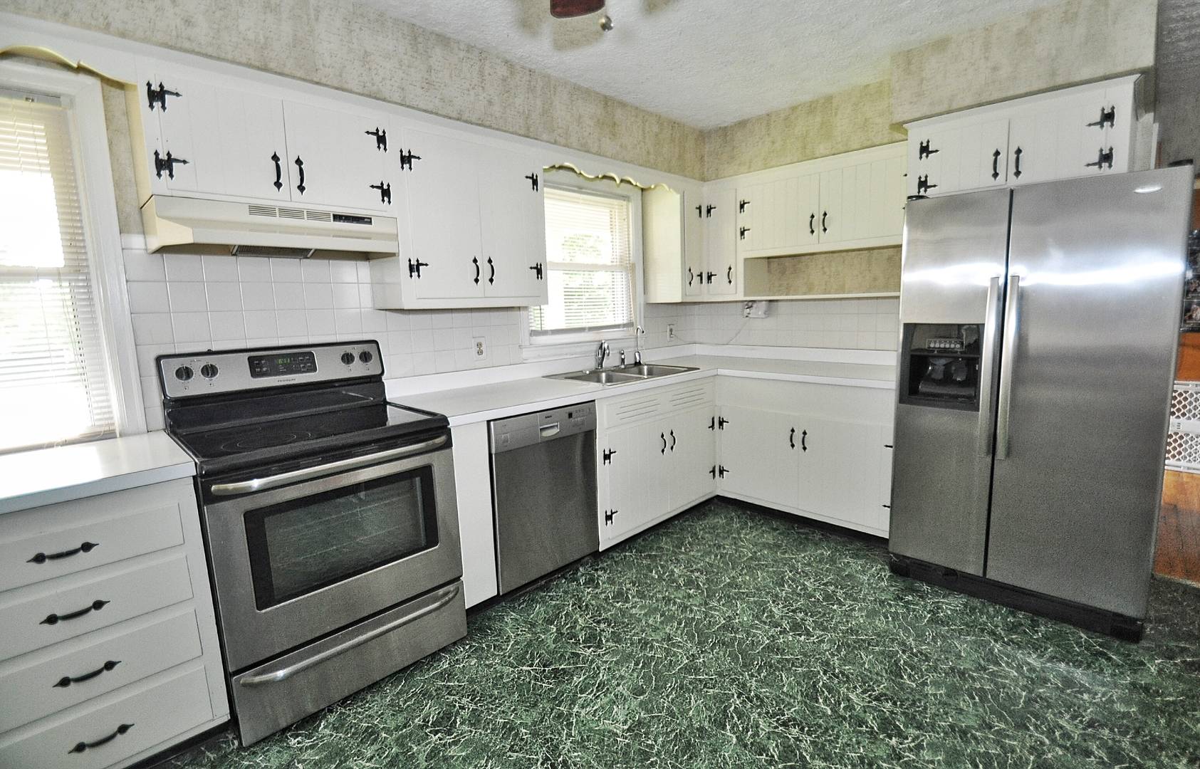 1840 Traveller Road Lexington, KY 40504
