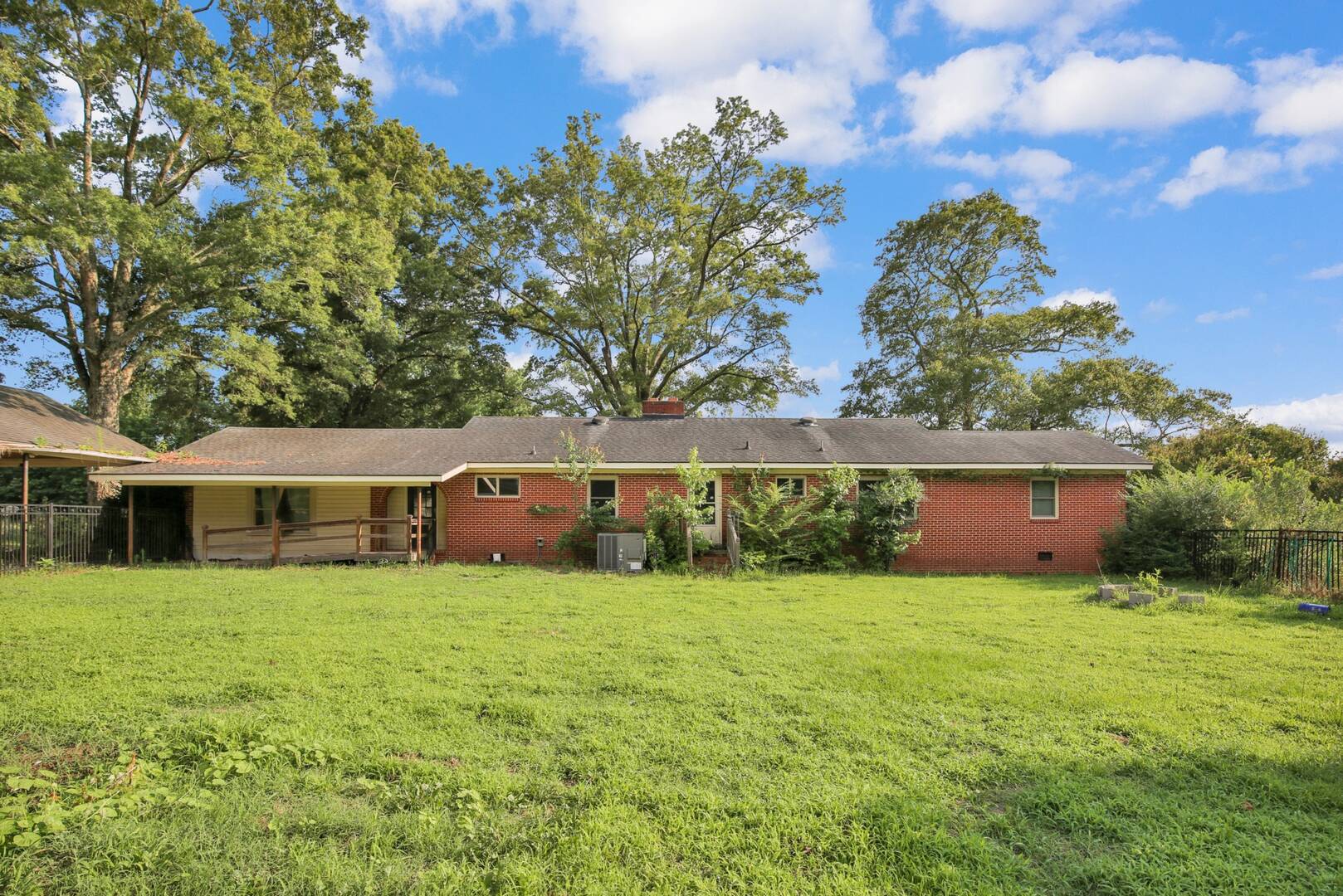 1575 S. Duffie Rd Red Springs, NC 28377