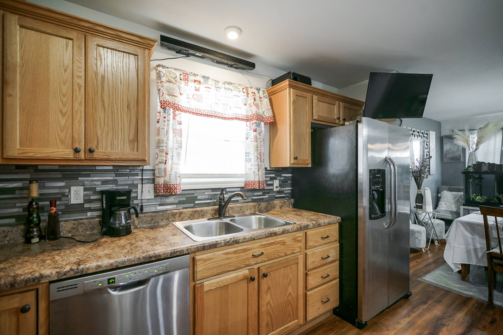 811 E. Behrends Peoria , IL 61603