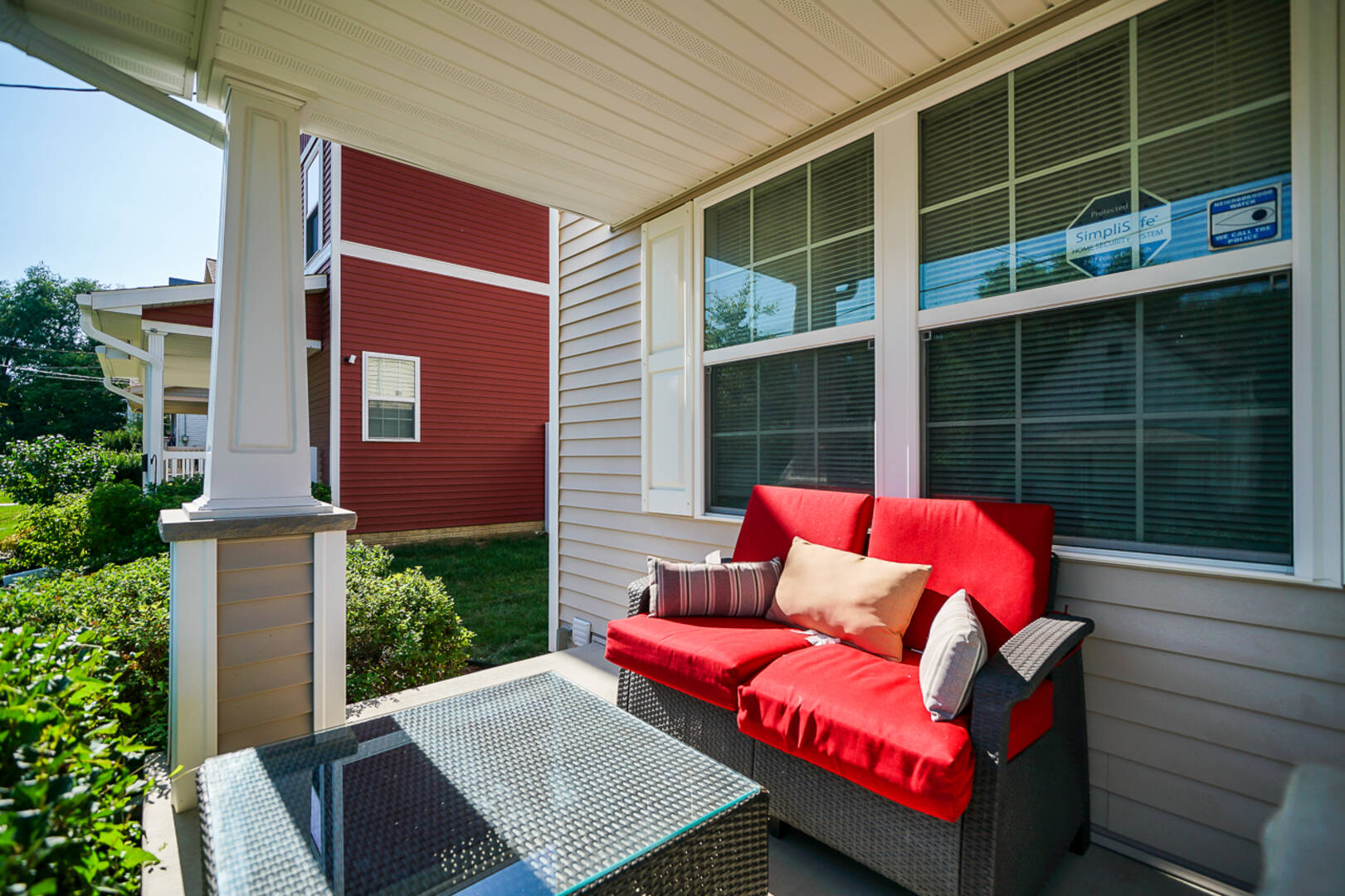 811 E. Behrends Peoria , IL 61603