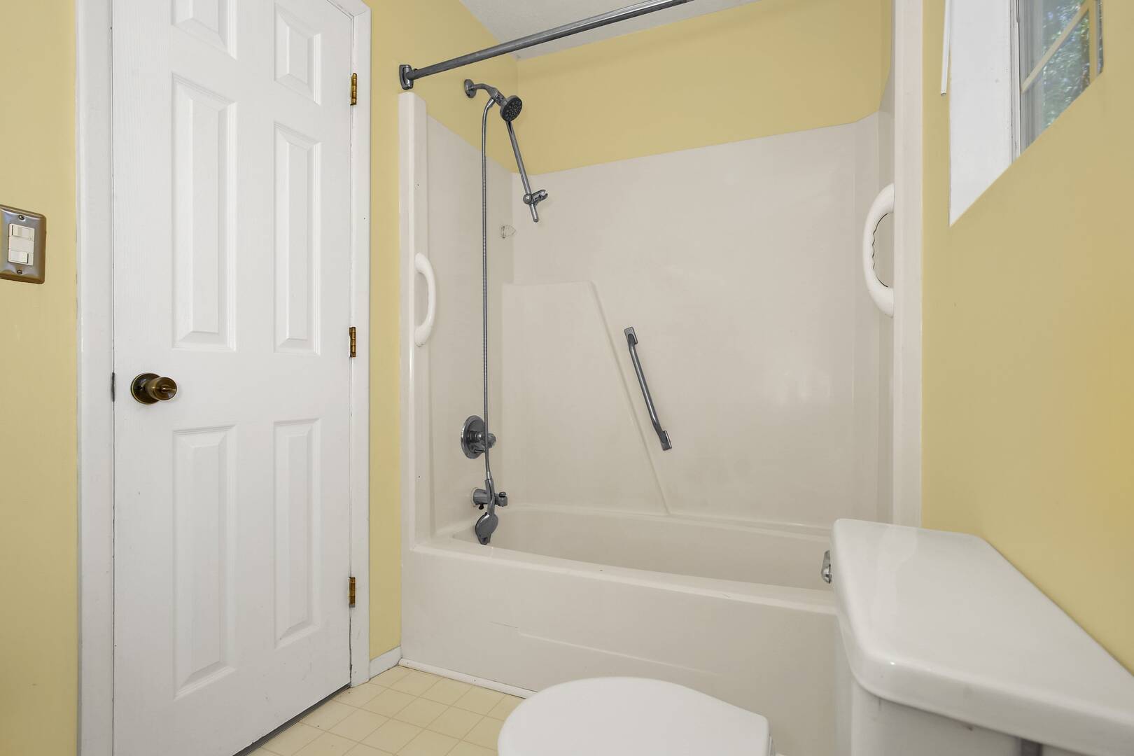 24 Christine Ln St.Pauls, NC 28384