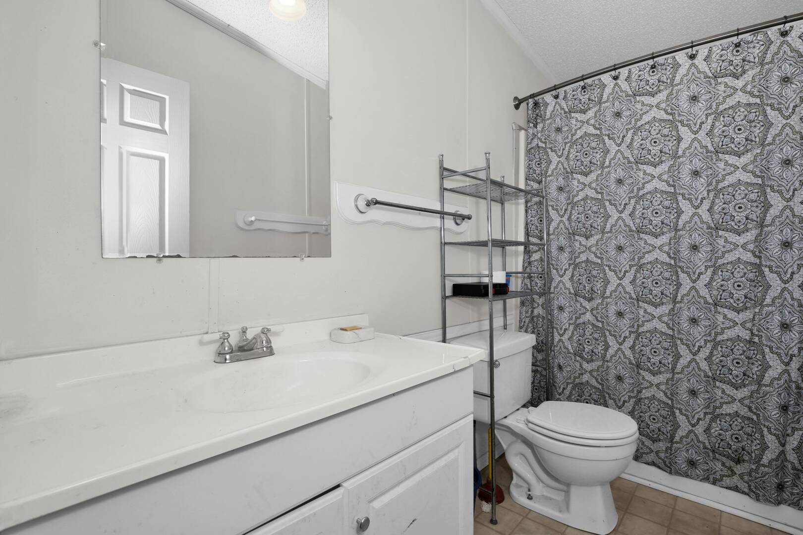 939 Brisson Rd Saint Pauls, NC 28384
