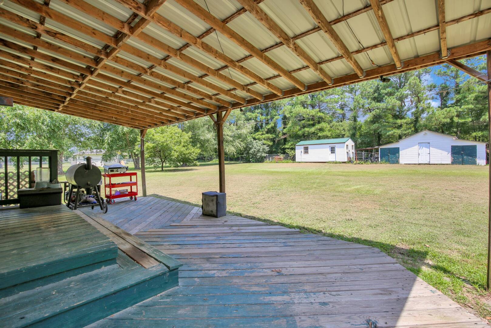 939 Brisson Rd Saint Pauls, NC 28384