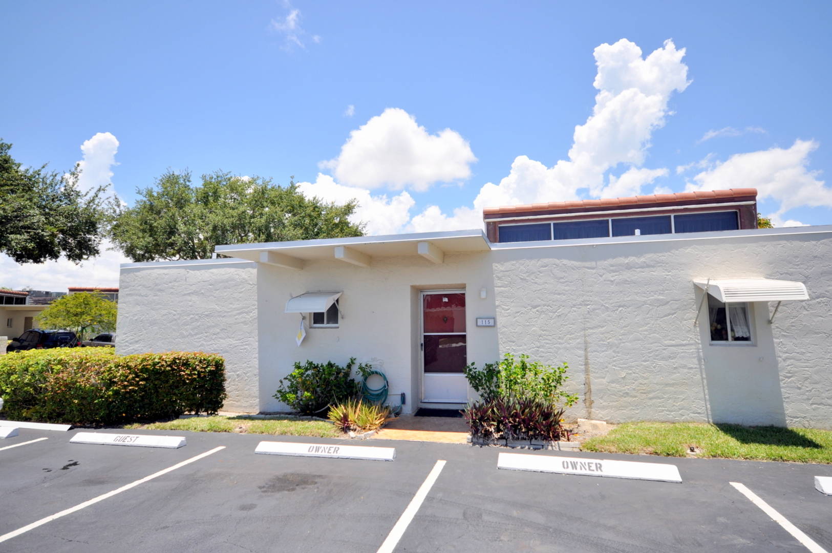 2671 Boundbrook Boulevard  West Palm Beach, FL 33406