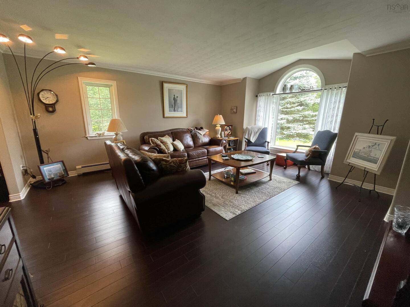 1 Hudson Dr Windsor Junction, NS B2T1A4