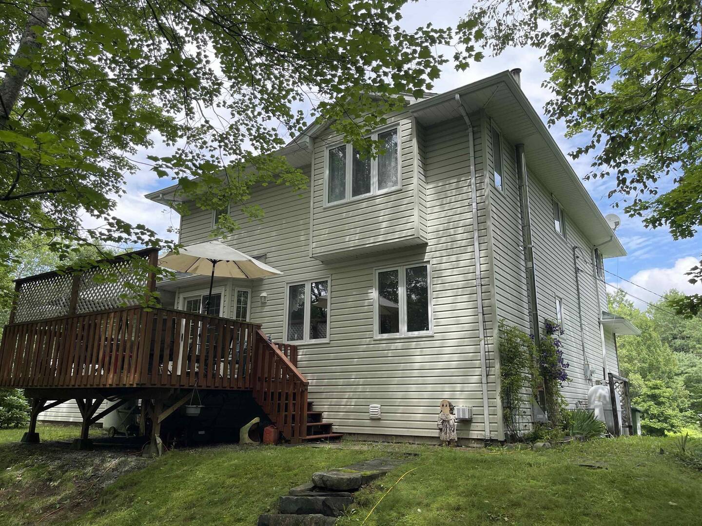 1 Hudson Dr Windsor Junction, NS B2T1A4
