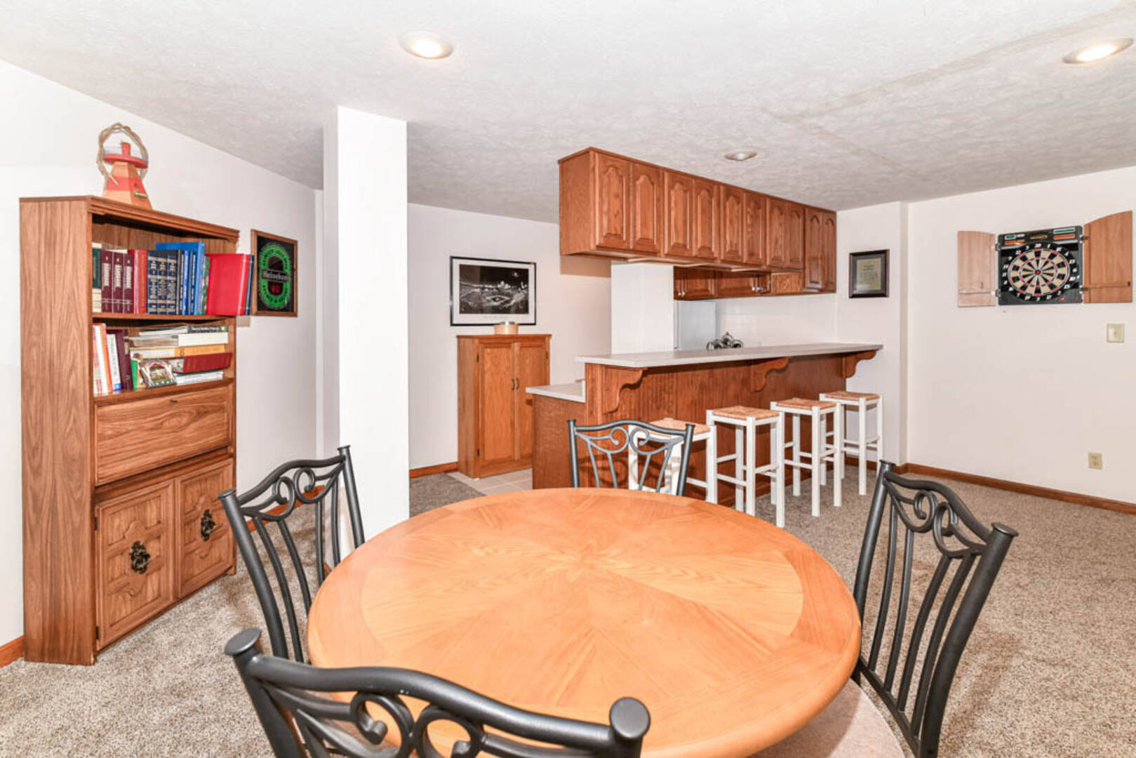704 Countrywood Dr. Noblesville, IN 46060