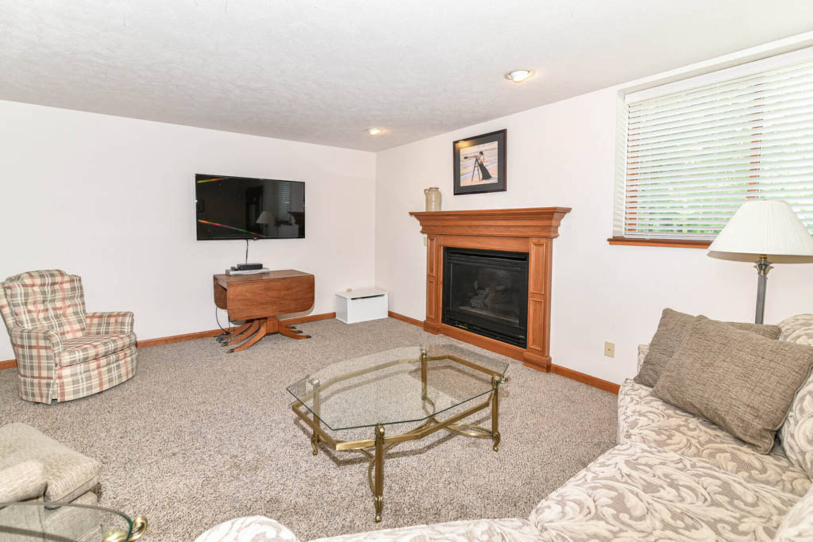 704 Countrywood Dr. Noblesville, IN 46060