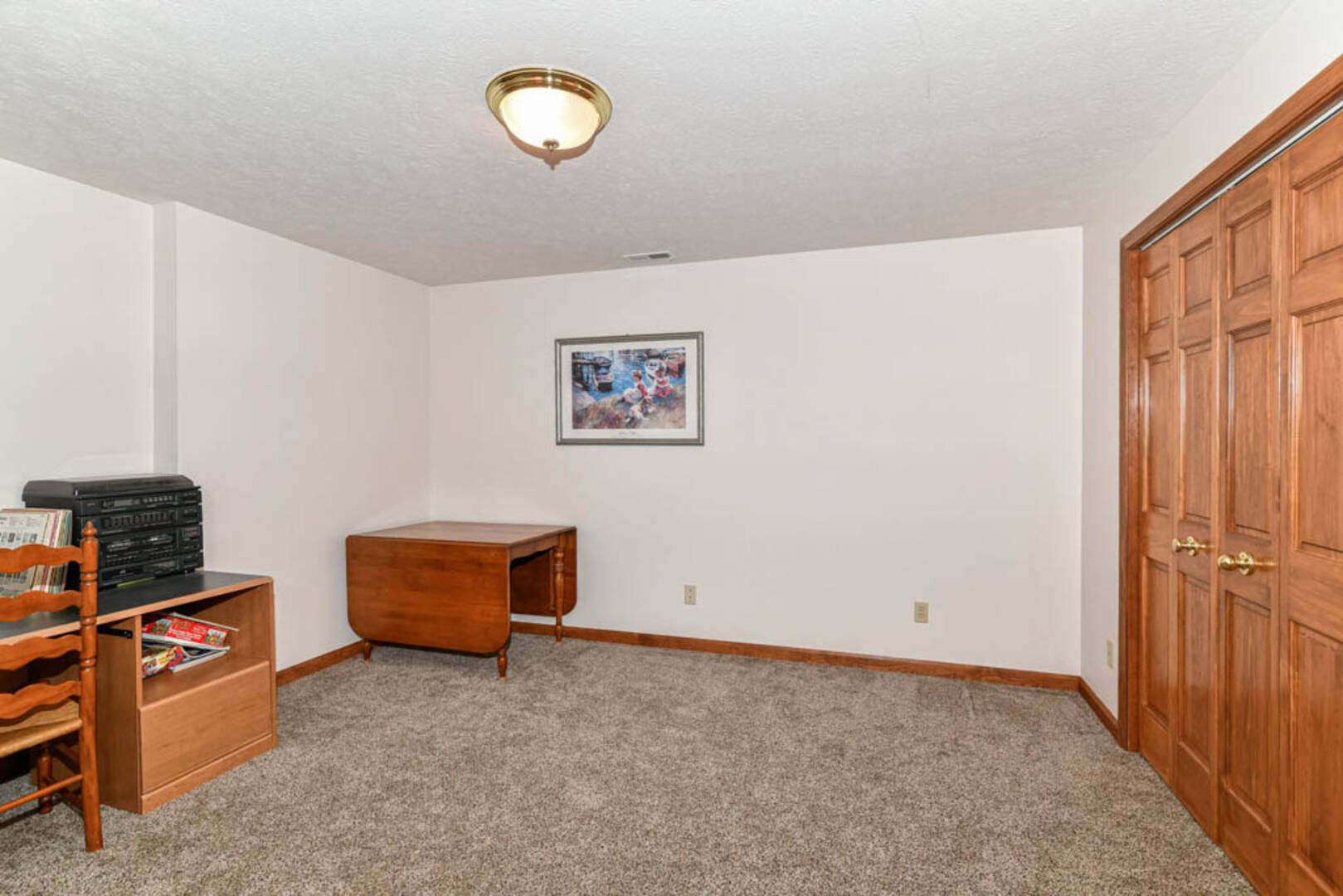 704 Countrywood Dr. Noblesville, IN 46060