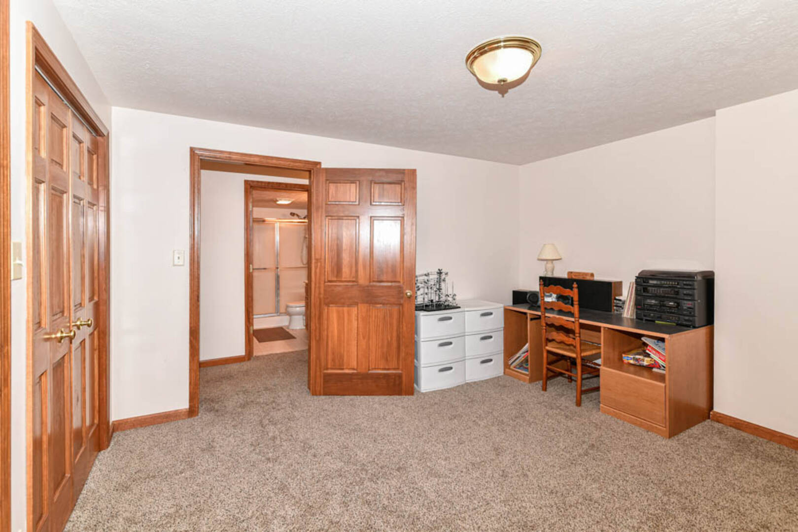 704 Countrywood Dr. Noblesville, IN 46060