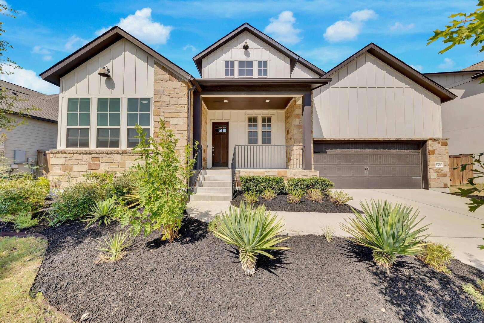 576 Dayridge Dr Dripping Springs, Texas 78620