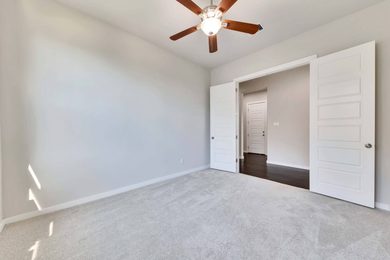 576 Dayridge Dr Dripping Springs, Texas 78620