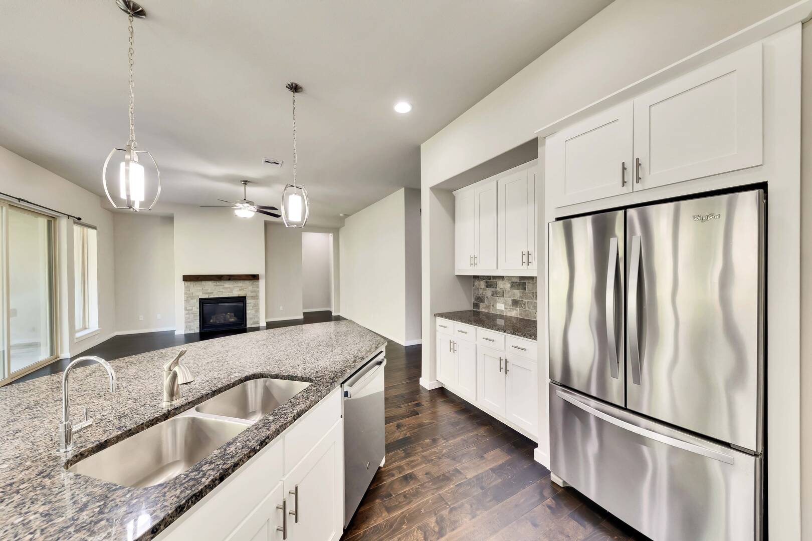 576 Dayridge Dr Dripping Springs, Texas 78620