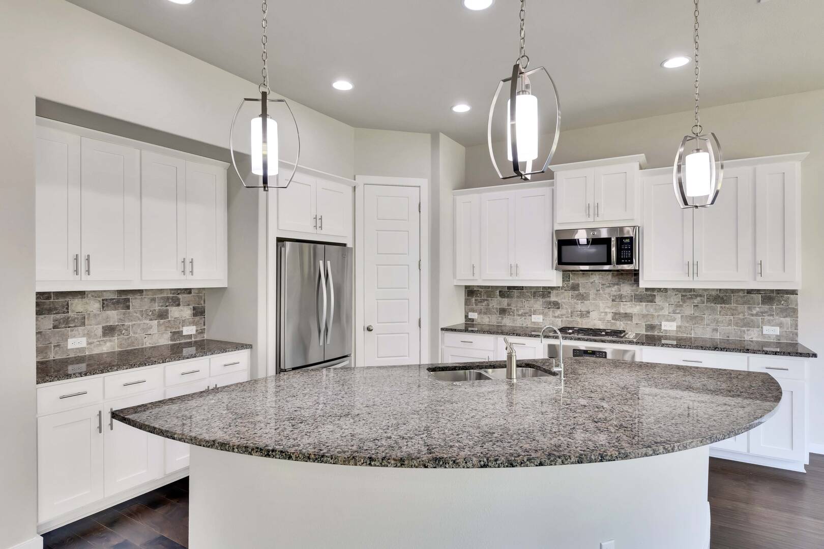 576 Dayridge Dr Dripping Springs, Texas 78620
