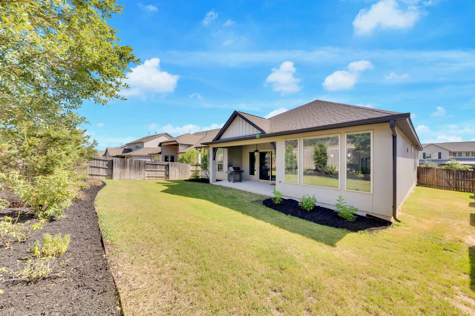576 Dayridge Dr Dripping Springs, Texas 78620