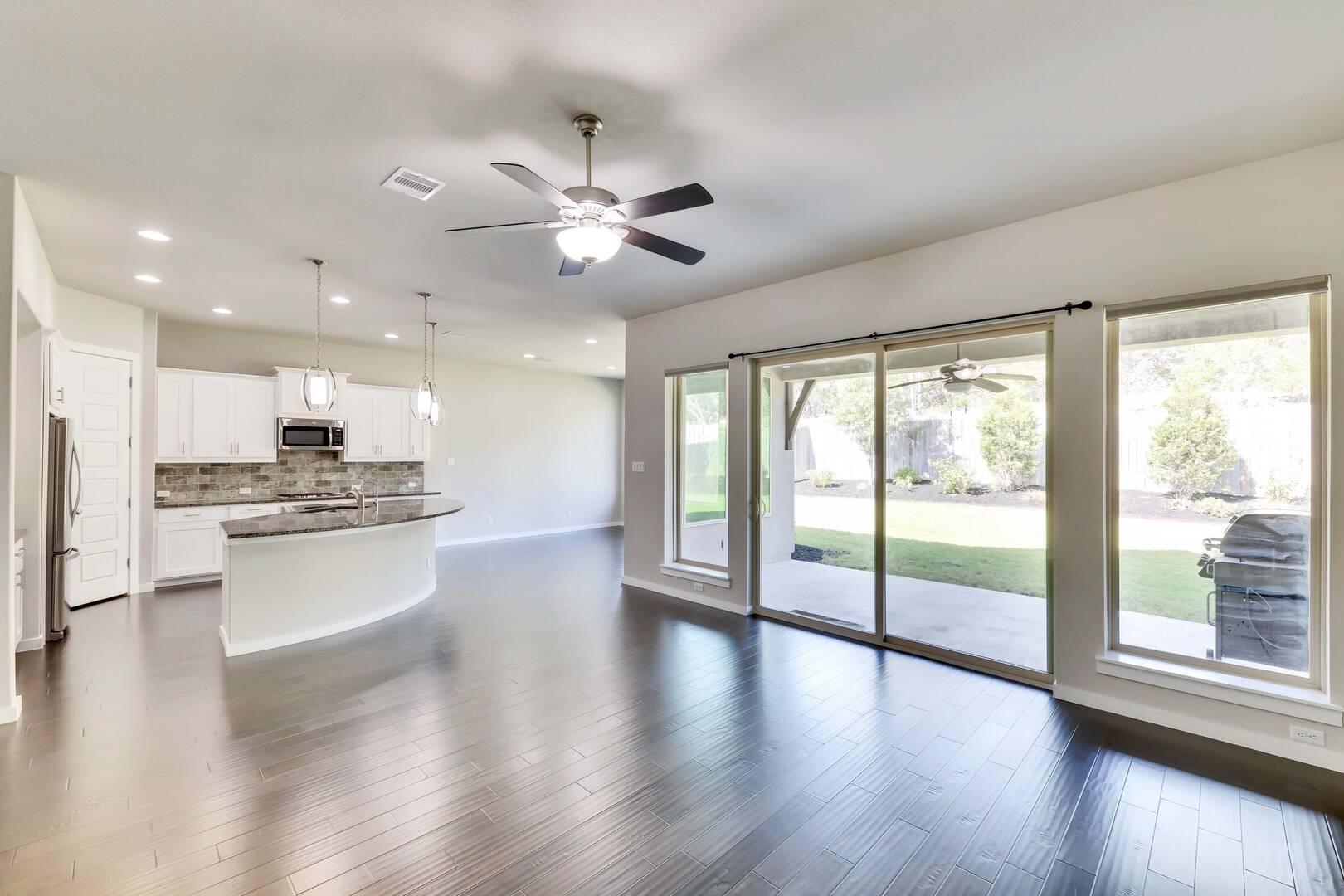 576 Dayridge Dr Dripping Springs, Texas 78620