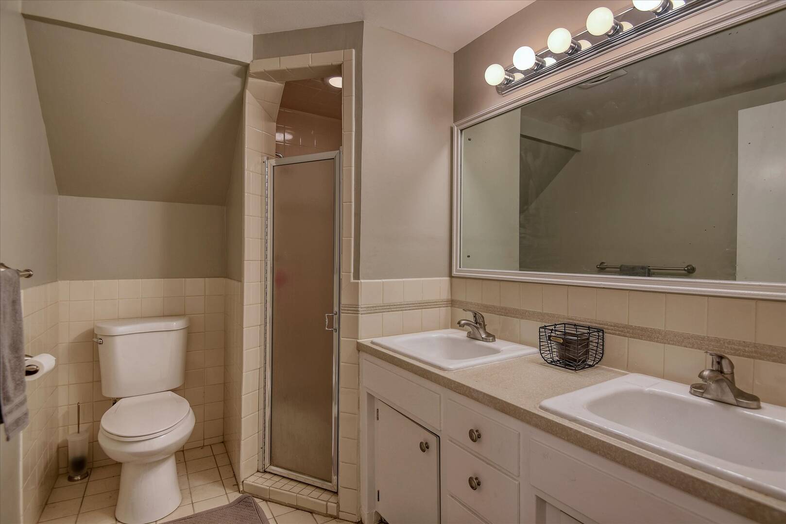 1522 W Pinehill Rd Spokane, WA 99218