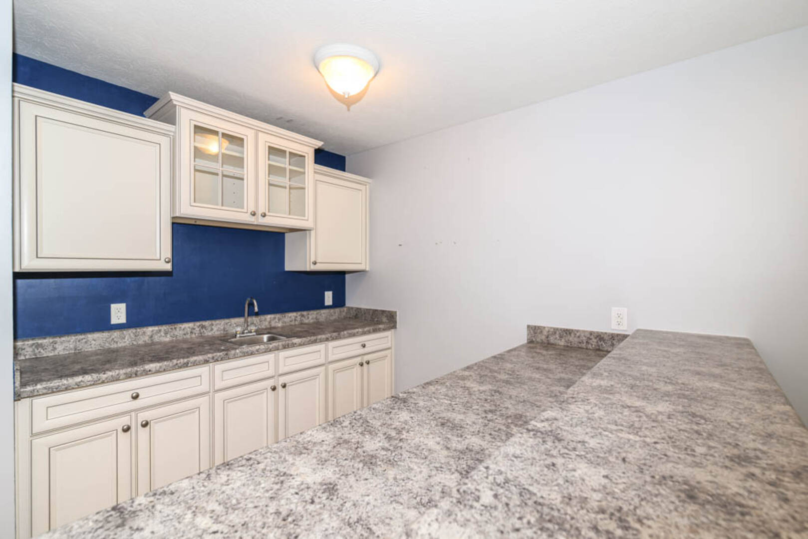 9452 Oakley Drive Indianapolis, IN 46260