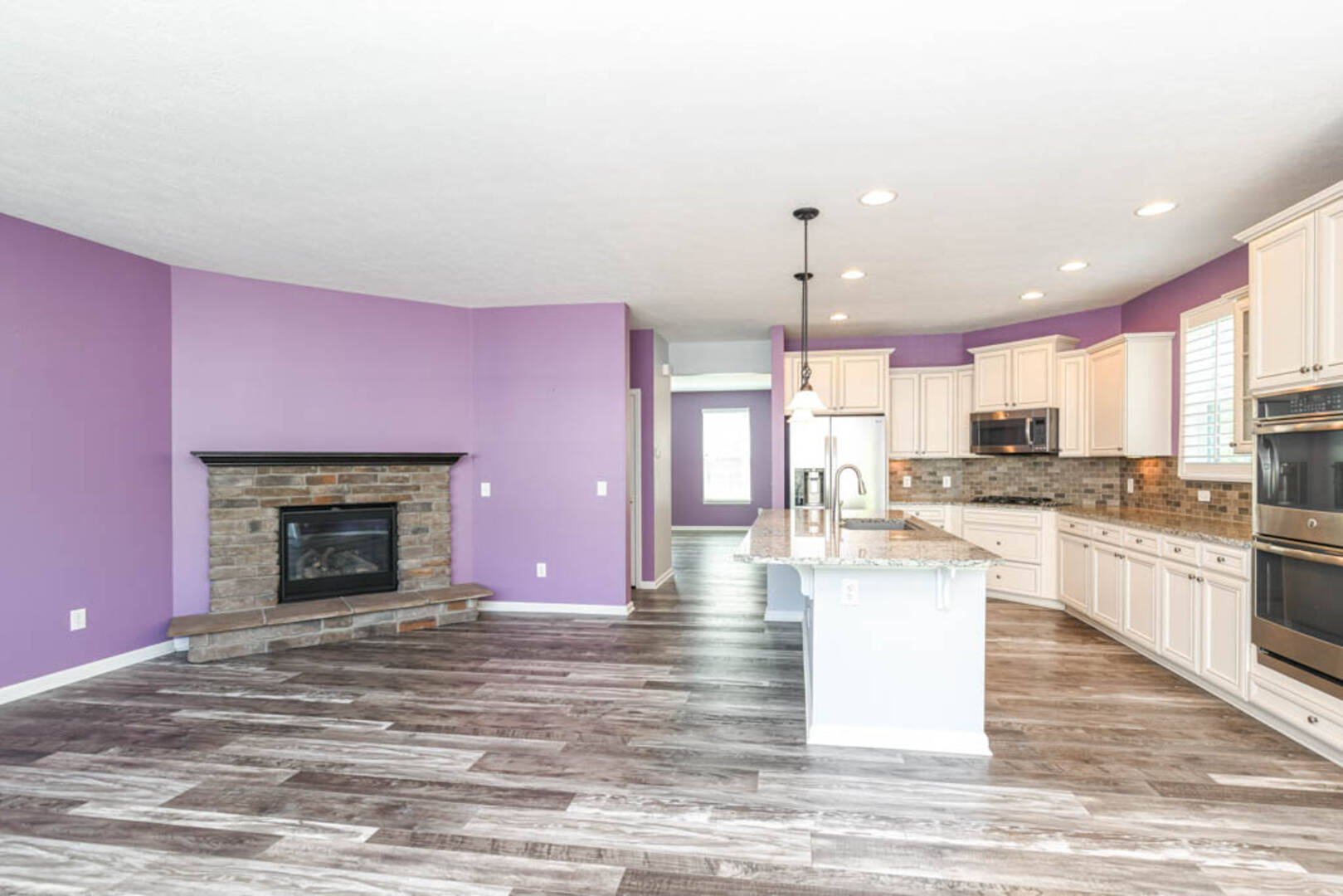 9452 Oakley Drive Indianapolis, IN 46260