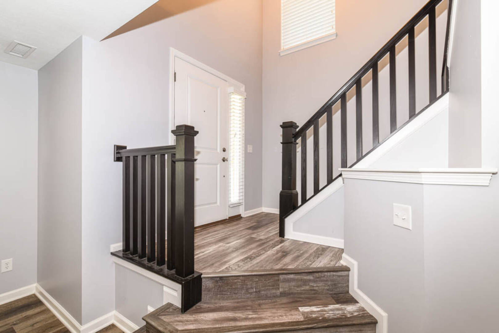 9452 Oakley Drive Indianapolis, IN 46260