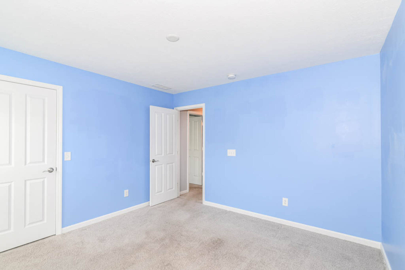 9452 Oakley Drive Indianapolis, IN 46260