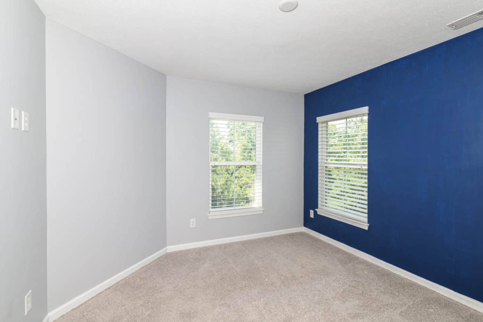 9452 Oakley Drive Indianapolis, IN 46260