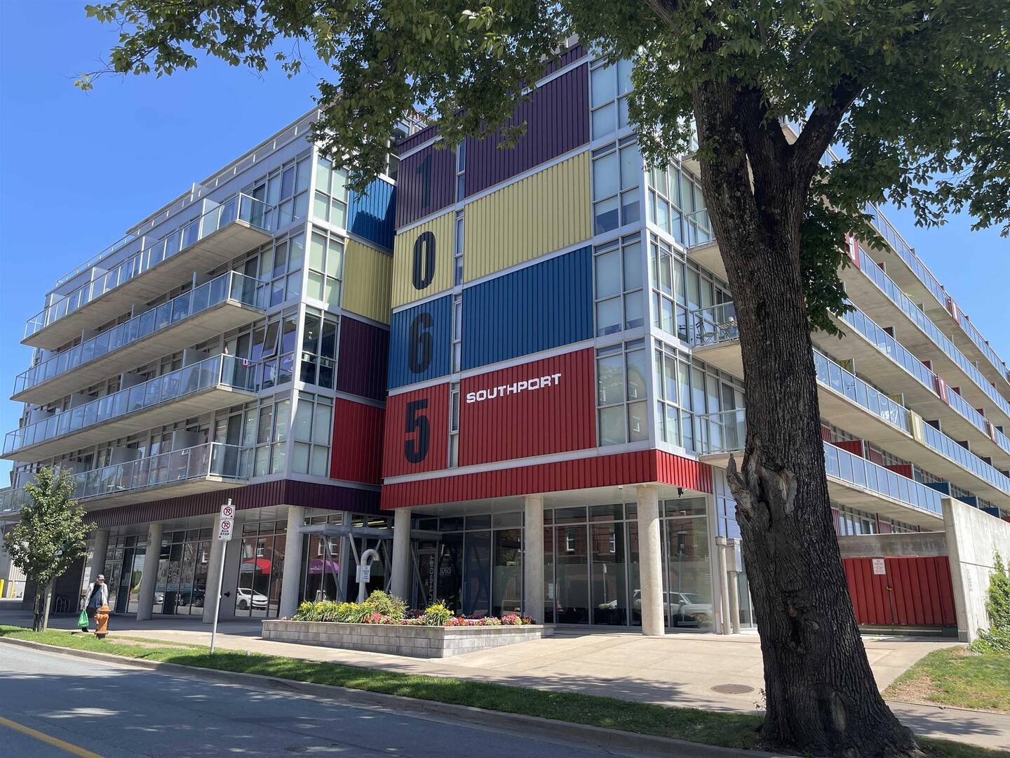 524 1065 Barrington St Halifax, NS B3H0B7