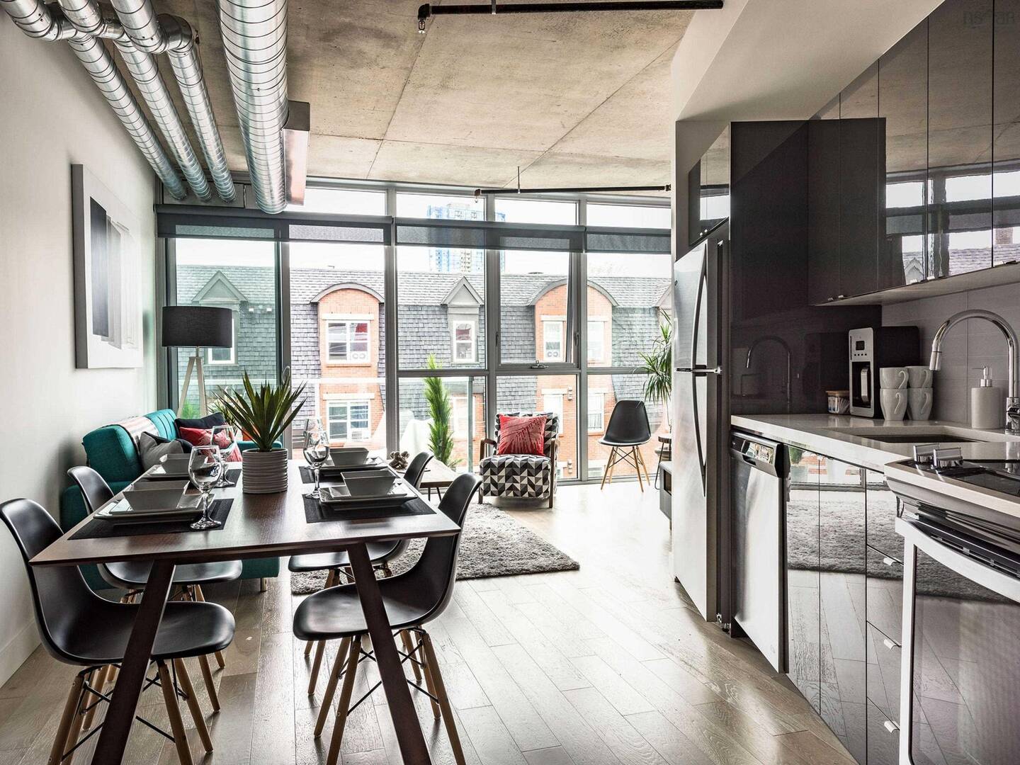 524 1065 Barrington St Halifax, NS B3H0B7