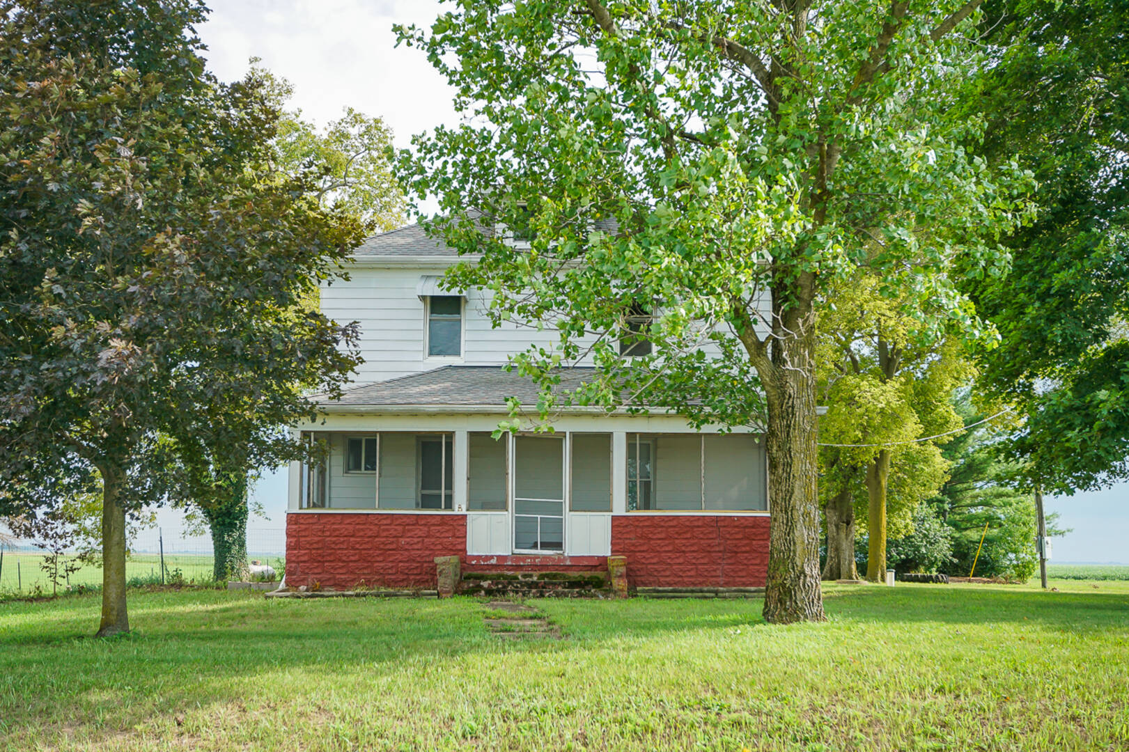 29985 CR 2300 N Forest City, IL 61532