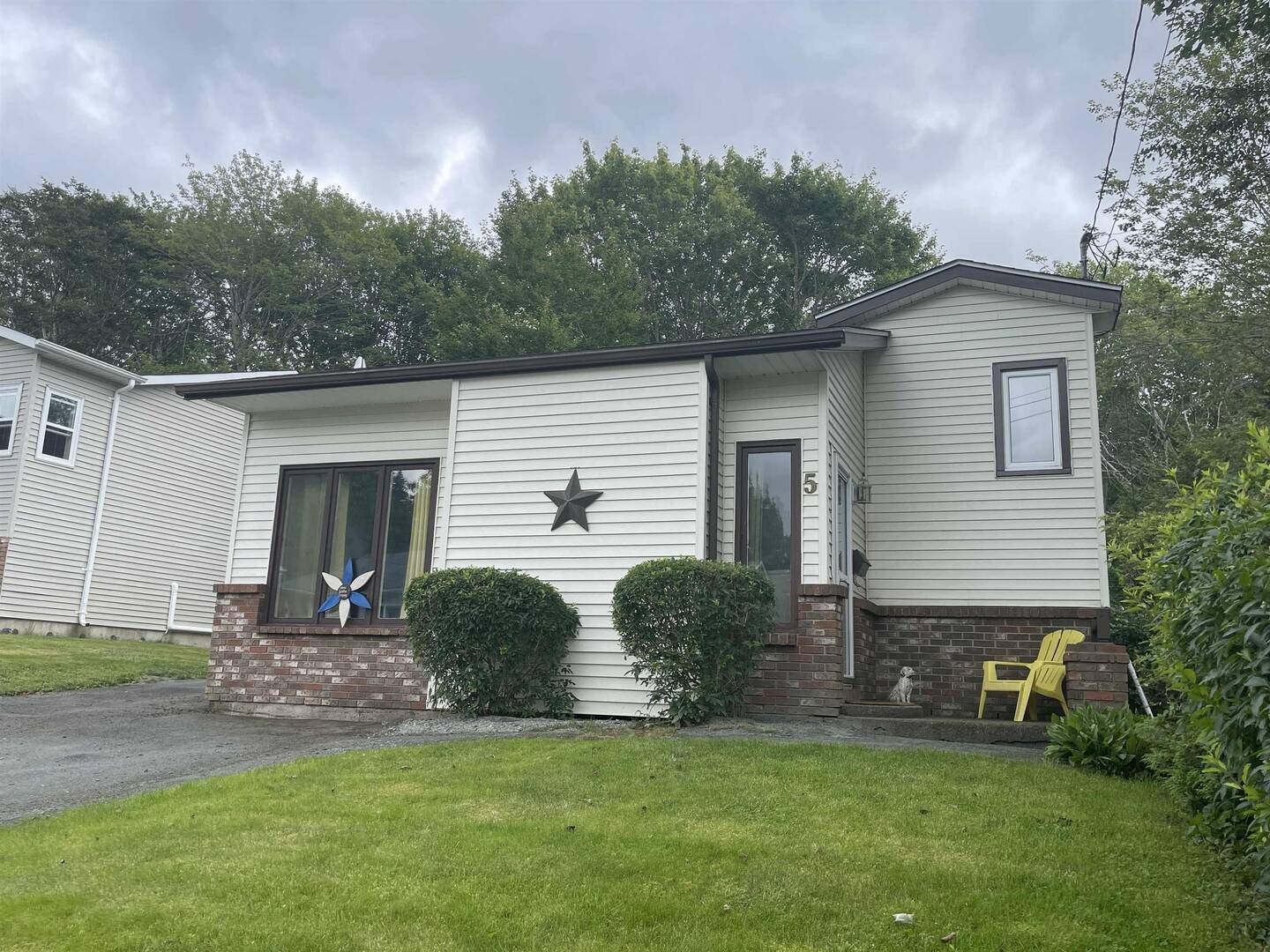 5 Noria Crescent Middle Sackville, NS B4E2M1