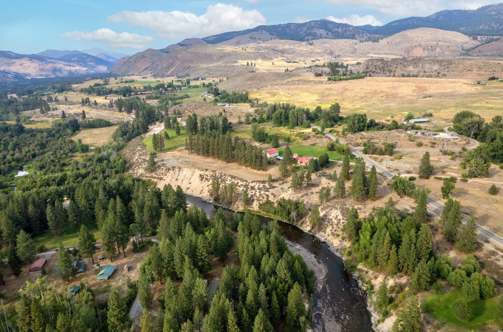 55 Northcott Rd Winthrop, WA 98862