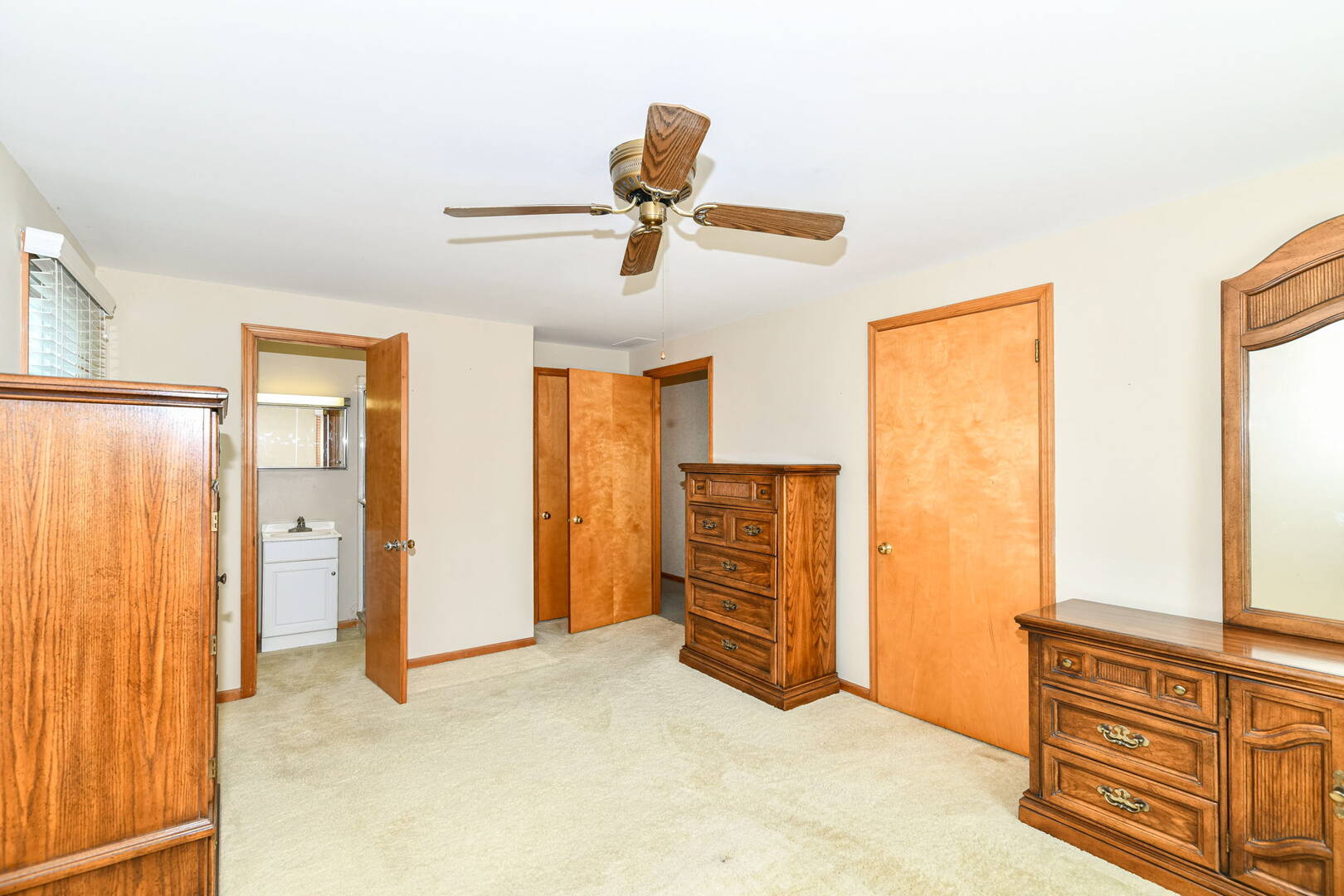 1015 Northwood Drive Anderson, IN 46011