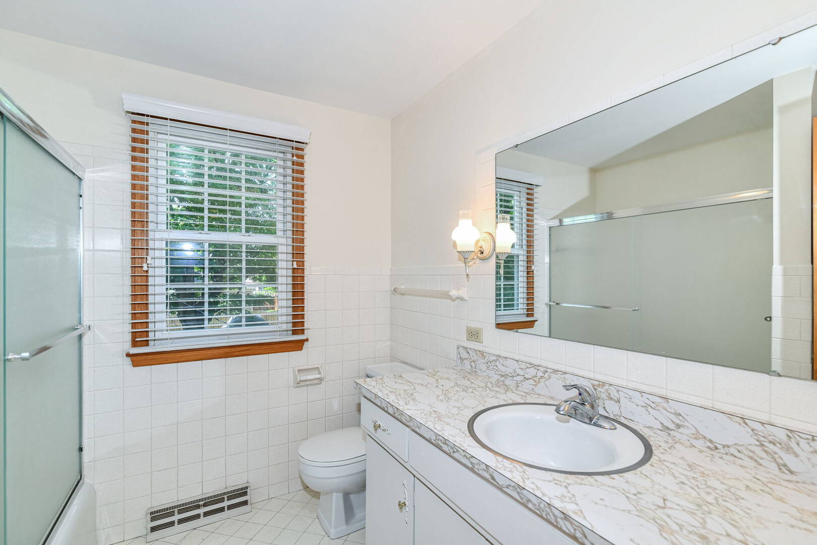 1015 Northwood Drive Anderson, IN 46011