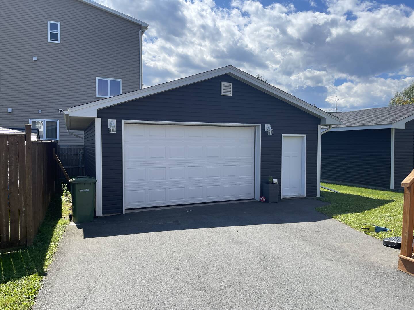 13 Midyat Ct Eastern Passage, NS B3G0E7