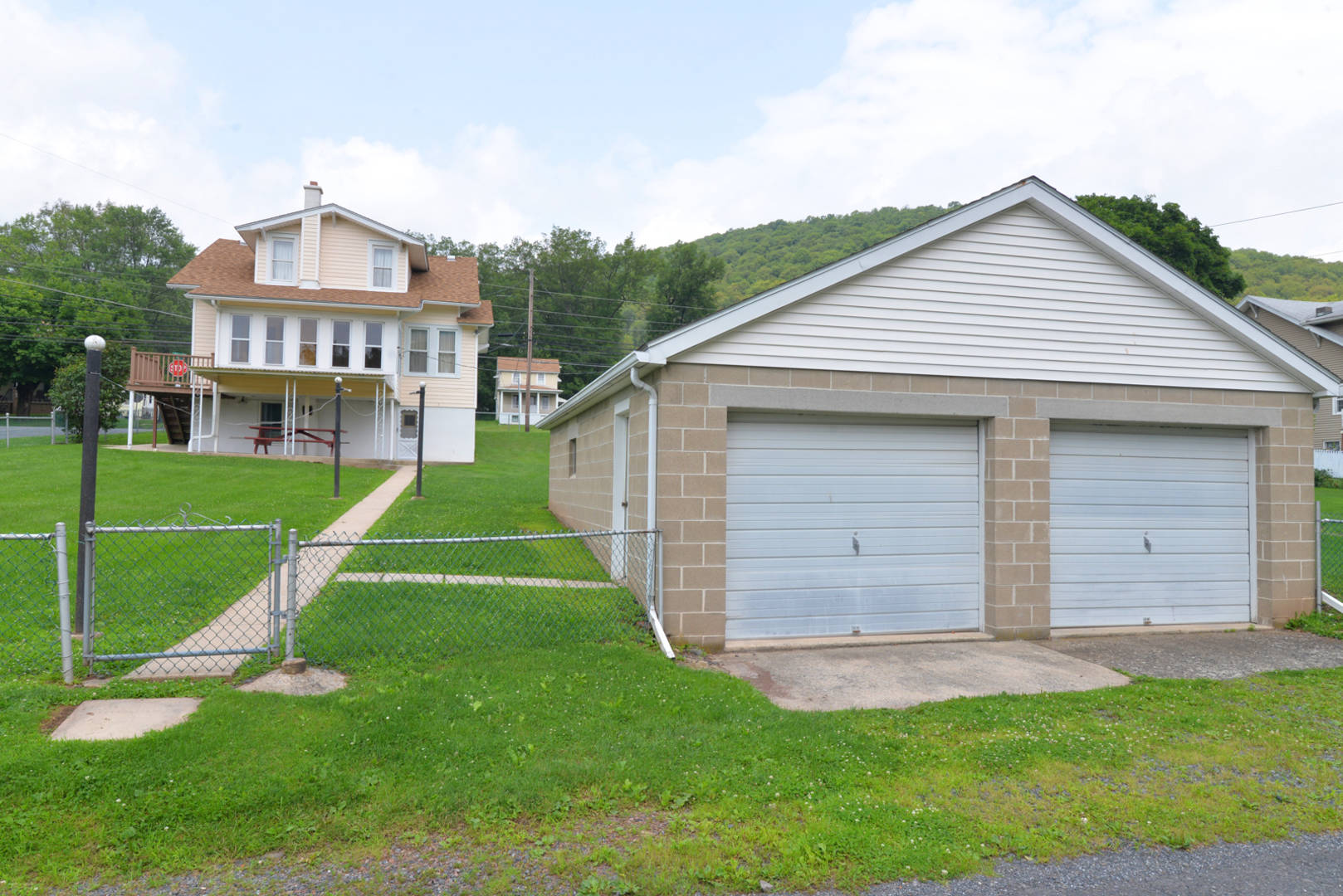 Brivity 198 Lavelle Road Lavelle, PA 17943 Virtual Tour
