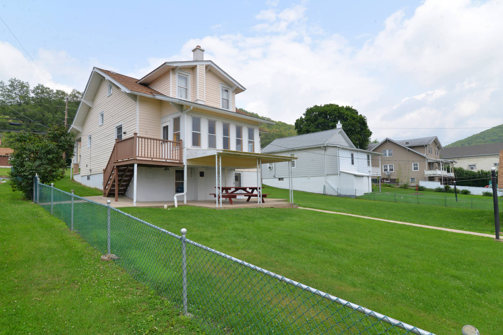Brivity 198 Lavelle Road Lavelle, PA 17943 Virtual Tour